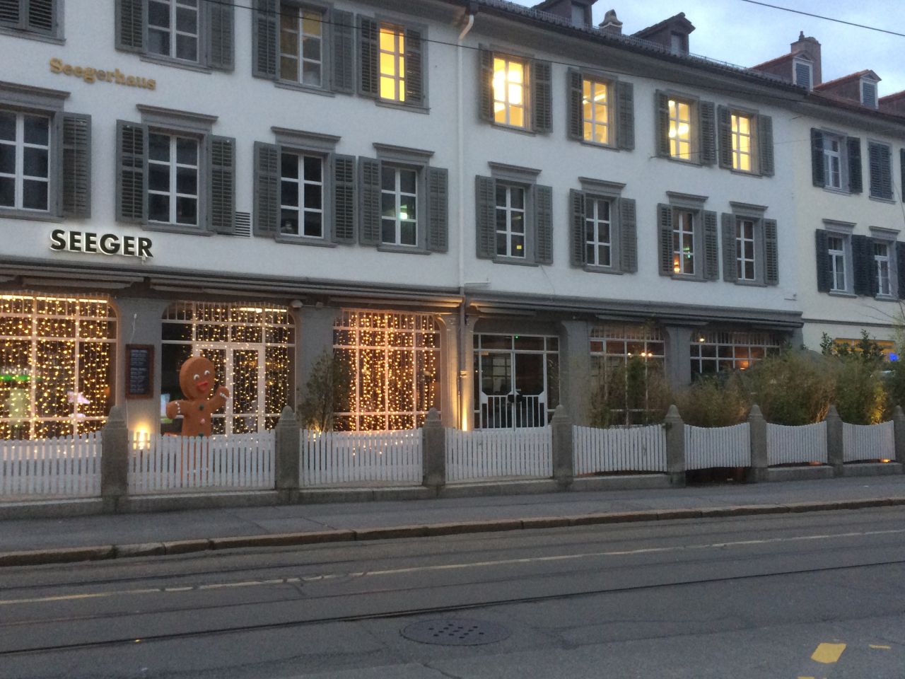 2018-12-08 16.13.34.jpg